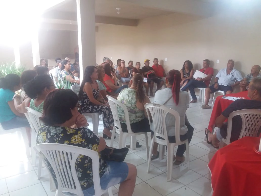 REUNIÃO COM APOSENTADOS