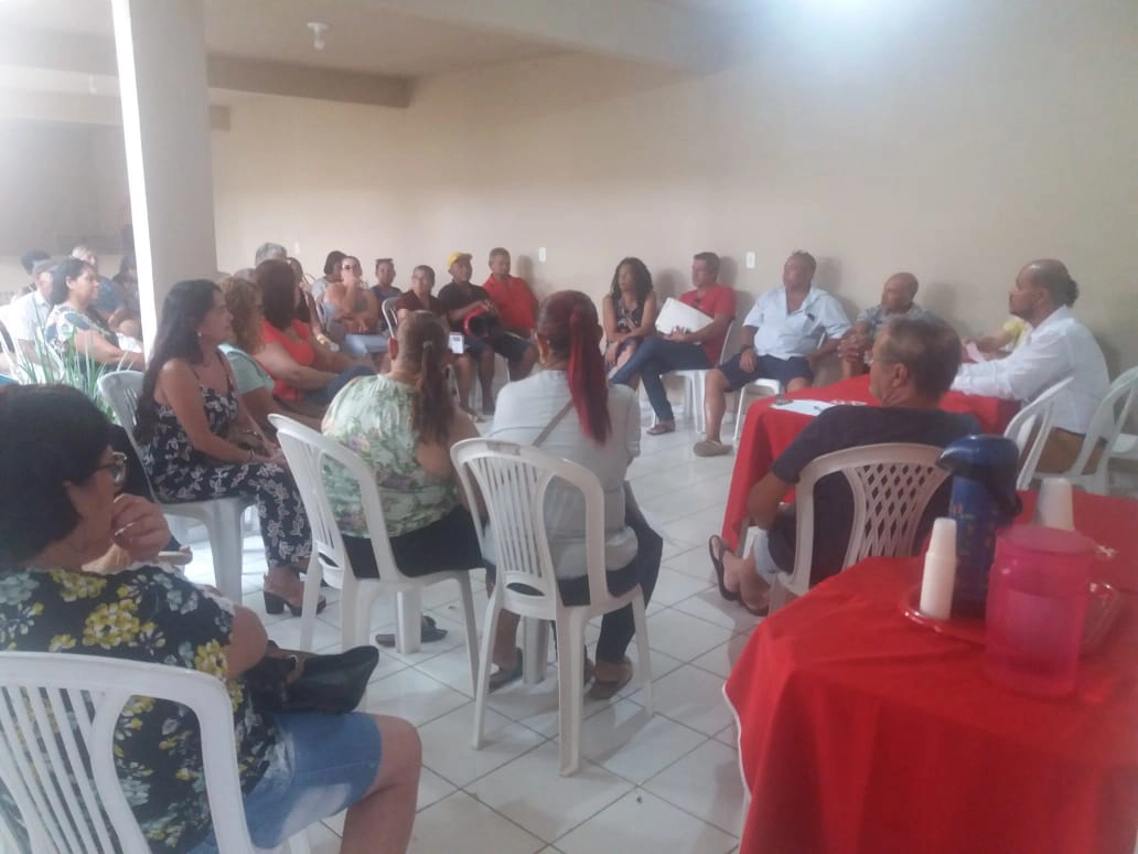 REUNIÃO COM APOSENTADOS