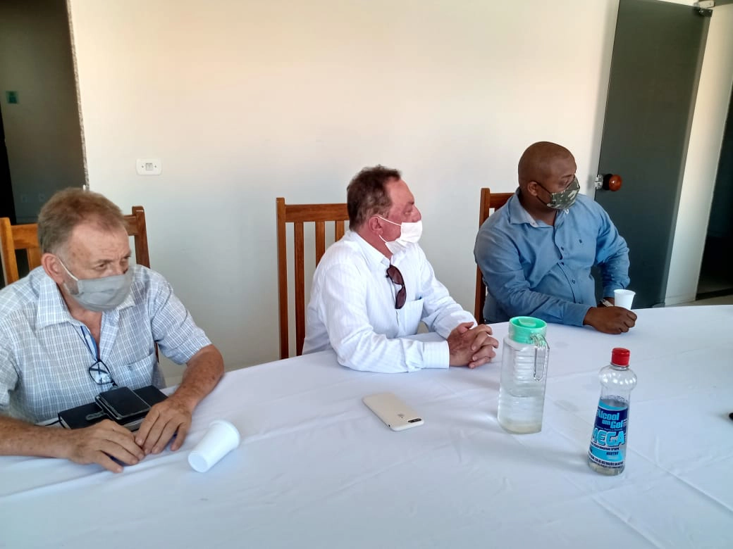 REUNIÃO COM O CANDIDATO A PREFEITO DO MUNICÍPIO Dr MAURO PERUCHI